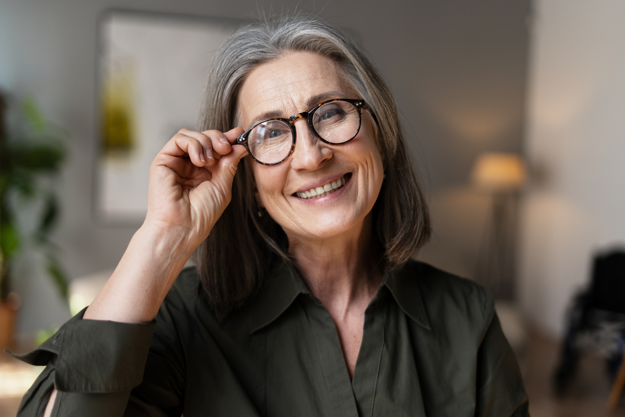 Zahnersatz im Alter: Optionen für Senioren ab 60